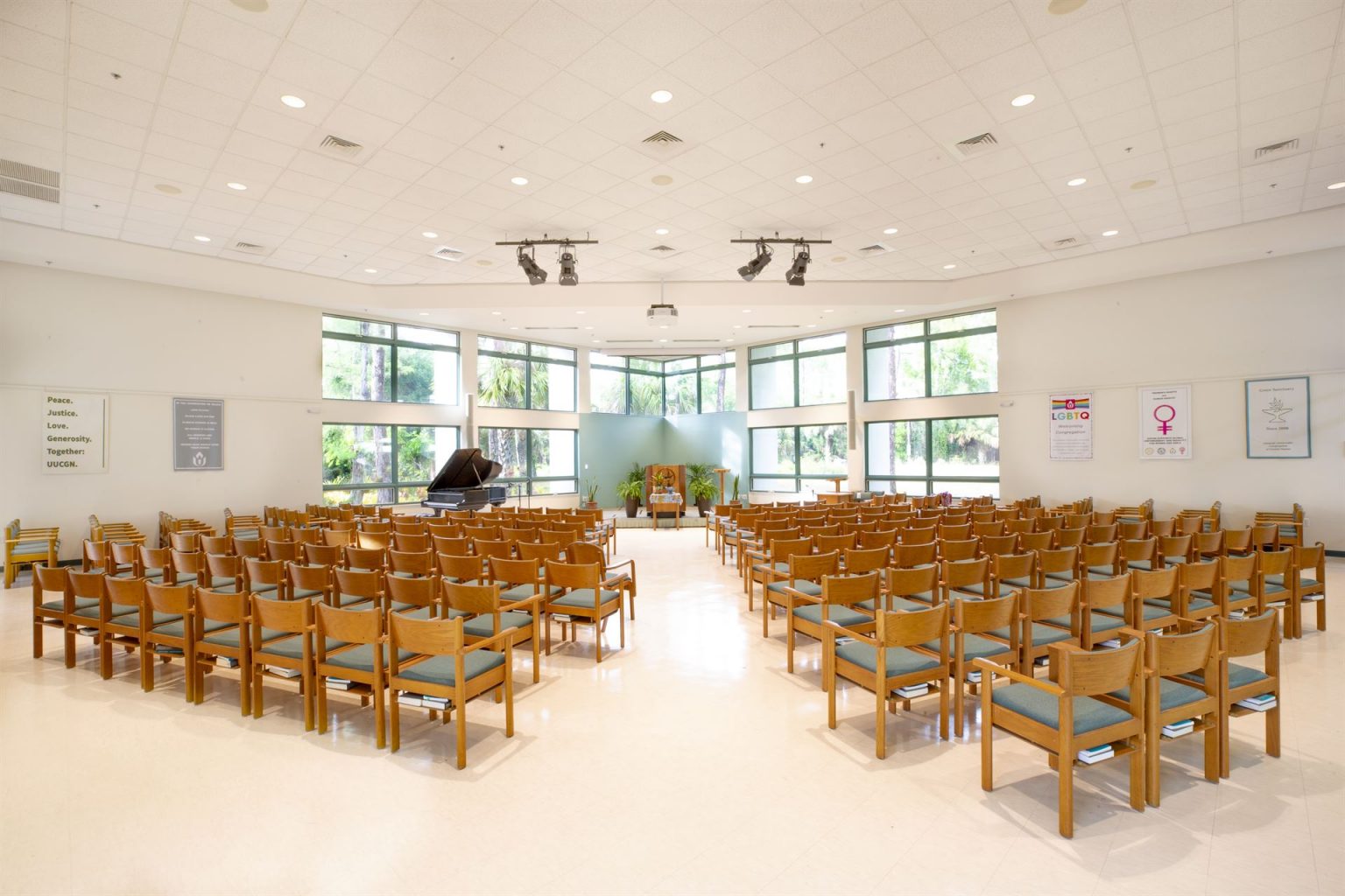 Reserve a Room UU Naples